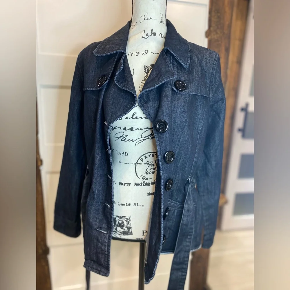 Baccini Blue Jean Jacket with Structured Fit and Waist Sash - Picture 4 of 7